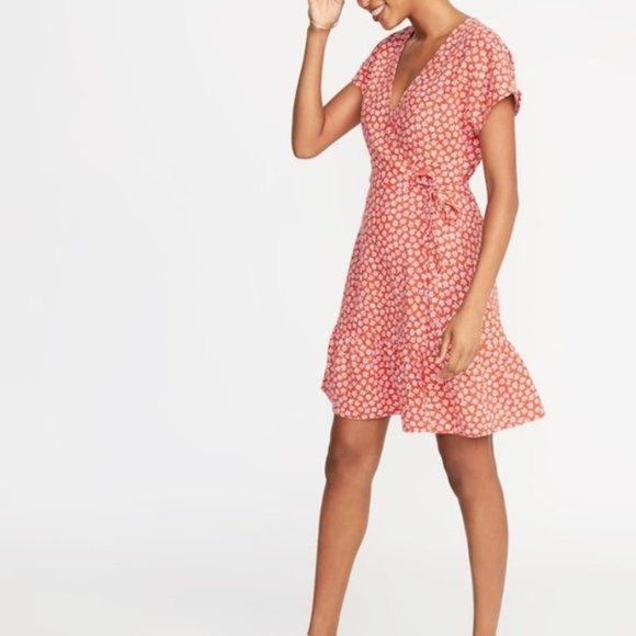 Old Navy Dresses & Skirts - Old Navy Red Floral Wrap Dress